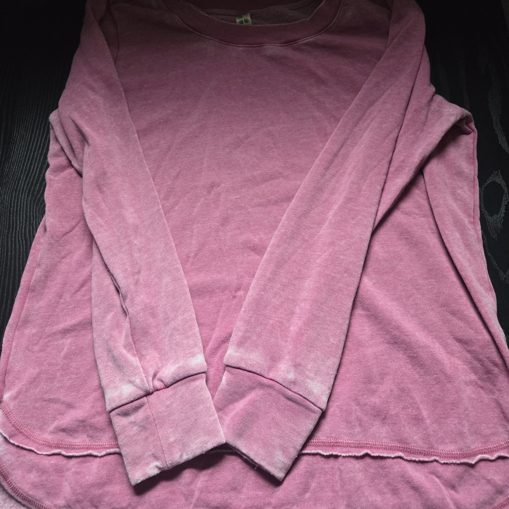 GreenTea Raspberry Long Sleeve Top
